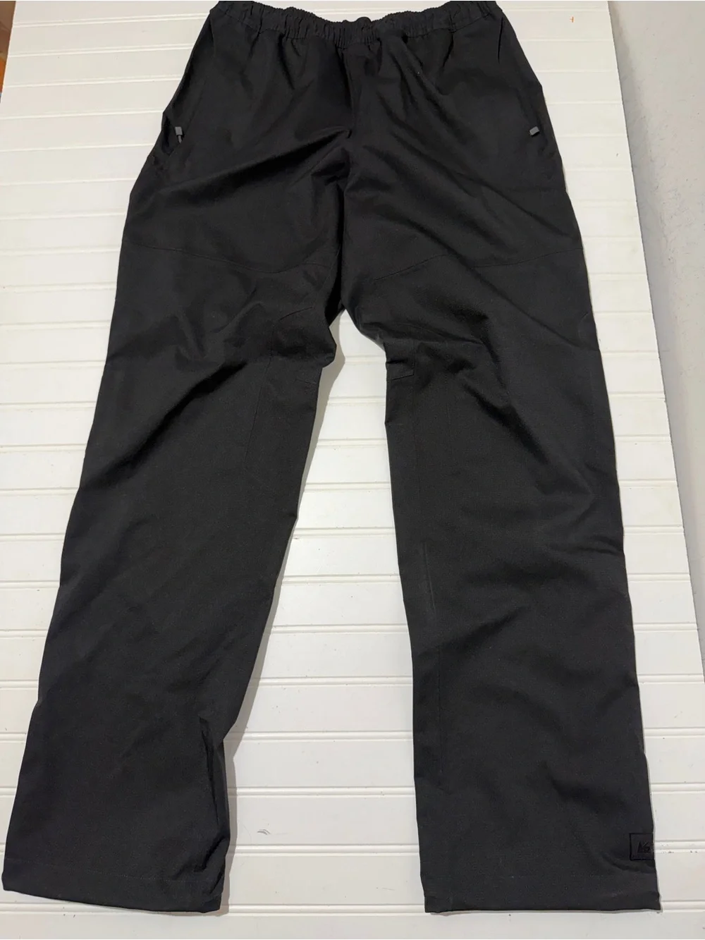 REI Elements Men's Black Waterproof Rain Pants Medium 32L E1 Windproof
